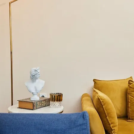 Stunning 3br 3bathroom 3ac Near Metro D5 *